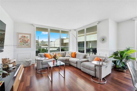 Condo in Fort Lauderdale, Florida, 2 bedrooms  № 1897368 - photo 10