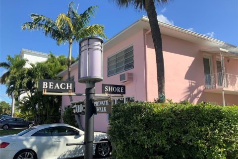 Condominio en venta en Fort Lauderdale, Florida, 1 dormitorio, 69.49 m2 № 2153877 - foto 3