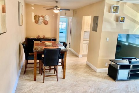 Condominio en venta en Fort Lauderdale, Florida, 1 dormitorio, 69.49 m2 № 2153877 - foto 7