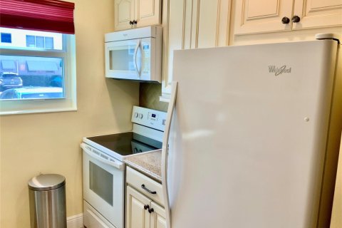 Condominio en venta en Fort Lauderdale, Florida, 1 dormitorio, 69.49 m2 № 2153877 - foto 14