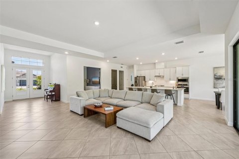 Villa ou maison à vendre à Lakewood Ranch, Floride: 3 chambres, 240.34 m2 № 2093299 - photo 8