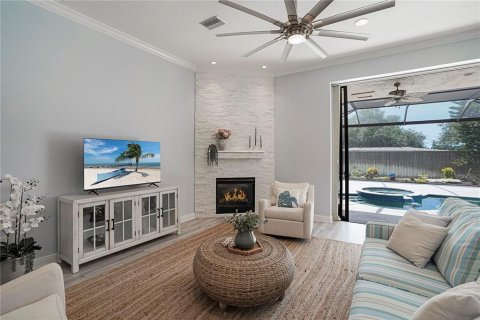 Villa ou maison à vendre à Sarasota, Floride: 4 chambres, 277.78 m2 № 2352506 - photo 8
