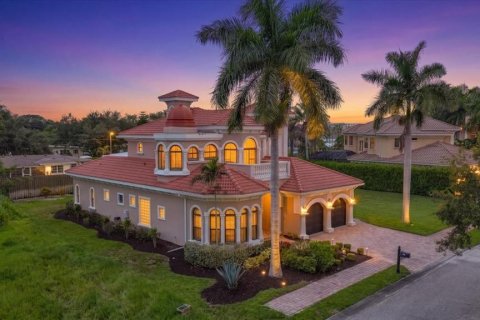 Villa ou maison à vendre à Sarasota, Floride: 4 chambres, 277.78 m2 № 2352506 - photo 2