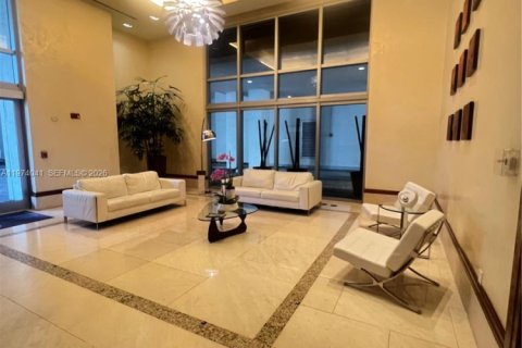 Copropriété à louer à Miami, Floride: 1 chambre, 67.91 m2 № 2033648 - photo 7