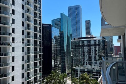 Copropriété à louer à Miami, Floride: 1 chambre, 67.91 m2 № 2033648 - photo 11