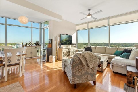 Condominio en venta en Orlando, Florida, 2 dormitorios, 111.3 m2 № 1586753 - foto 2