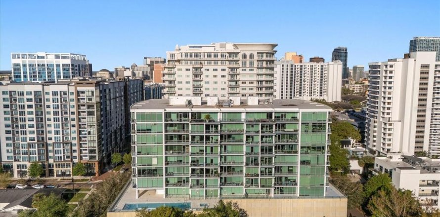 Condominio en Orlando, Florida, 2 dormitorios  № 1586753