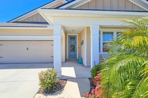 House in Palm Coast, Florida 3 bedrooms, 168.15 sq.m. № 1584032 - photo 1
