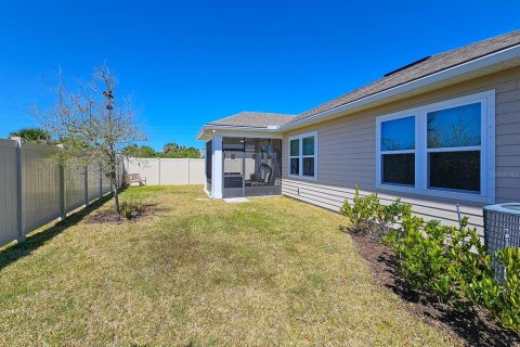 House in Palm Coast, Florida 3 bedrooms, 168.15 sq.m. № 1584032 - photo 15