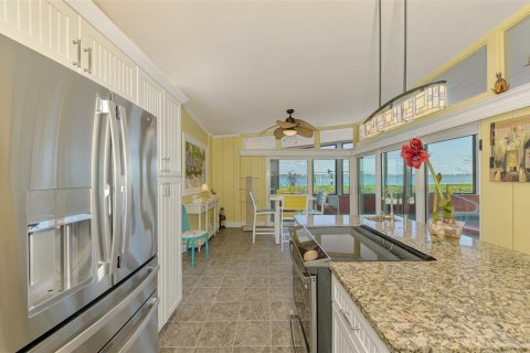 House in Englewood, Florida 2 bedrooms, 197.51 sq.m. № 1642351 - photo 21