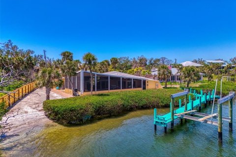 House in Englewood, Florida 2 bedrooms, 197.51 sq.m. № 1642351 - photo 9