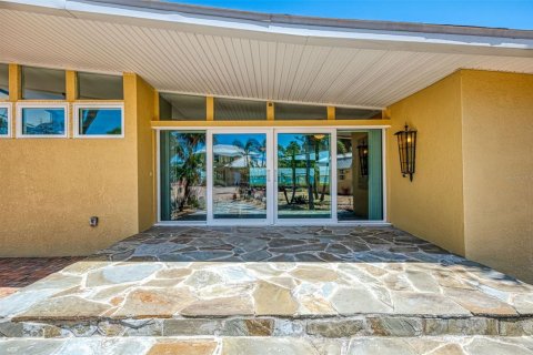 House in Englewood, Florida 2 bedrooms, 197.51 sq.m. № 1642351 - photo 5