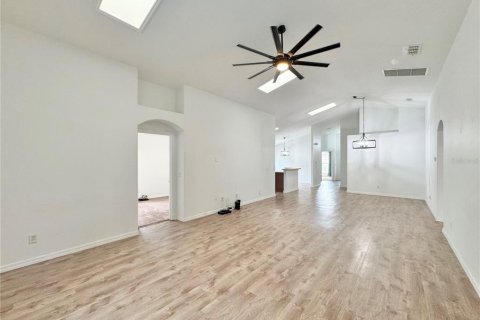 Casa en alquiler en Davenport, Florida, 5 dormitorios, 203.92 m2 № 2142568 - foto 18