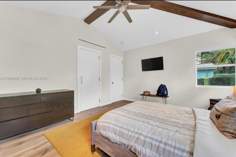 Снять в аренду виллу или дом в Майами, Флорида 4 спальни, 180.23м2, № 2045368 - фото 30