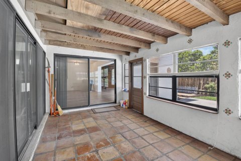 House in Boca Raton, Florida 4 bedrooms, 237.83 sq.m. № 2192021 - photo 28
