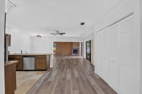 House in Boca Raton, Florida 4 bedrooms, 237.83 sq.m. № 2192021 - photo 9