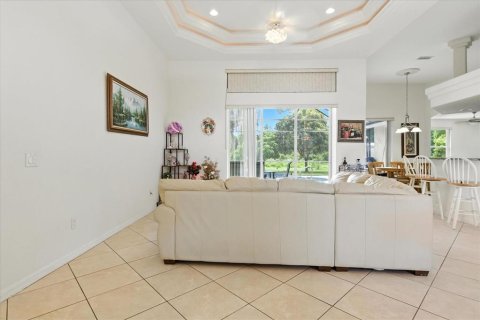 Casa en venta en Port Charlotte, Florida, 3 dormitorios, 198.25 m2 № 1795909 - foto 5