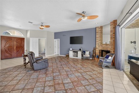 Villa ou maison à vendre à Plant City, Floride: 4 chambres, 210.05 m2 № 2290617 - photo 15