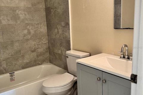 Apartamento en alquiler en Tampa, Florida, 2 dormitorios, 84.73 m2 № 1901776 - foto 7