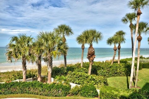 Villa ou maison à louer à Belleair Beach, Floride: 8 chambres, 913.51 m2 № 2108489 - photo 25