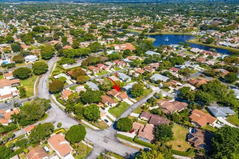 Casa en venta en Delray Beach, Florida, 2 dormitorios, 115.66 m2 № 1152077 - foto 1