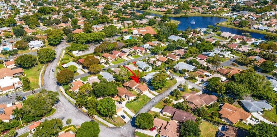 Casa en Delray Beach, Florida 2 dormitorios, 115.66 m2 № 1152077