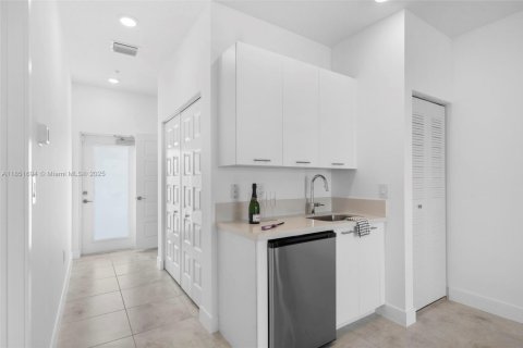 Condominio en venta en Doral, Florida, 2 dormitorios, 104.89 m2 № 1867020 - foto 17
