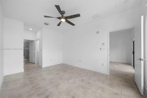 Condominio en venta en Doral, Florida, 2 dormitorios, 104.89 m2 № 1867020 - foto 9