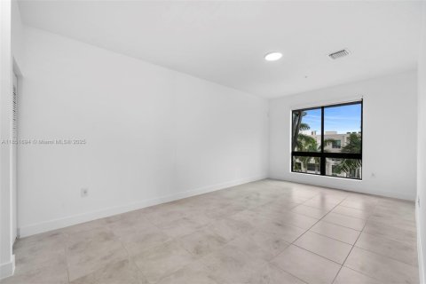 Condominio en venta en Doral, Florida, 2 dormitorios, 104.89 m2 № 1867020 - foto 16