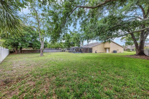 House in Palm Harbor, Florida 3 bedrooms, 219.9 sq.m. № 2148320 - photo 4