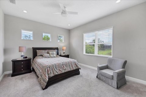 House in Parrish, Florida 2 bedrooms, 175.21 sq.m. № 1761259 - photo 20