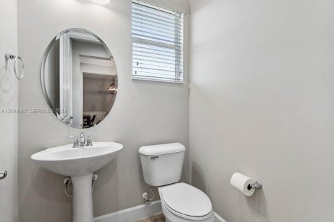 Villa ou maison à vendre à Loxahatchee Groves, Floride: 6 chambres, 379.23 m2 № 2407743 - photo 24