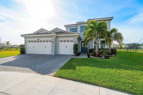 Villa ou maison à vendre à Loxahatchee Groves, Floride: 6 chambres, 379.23 m2 № 2407743 - photo 3
