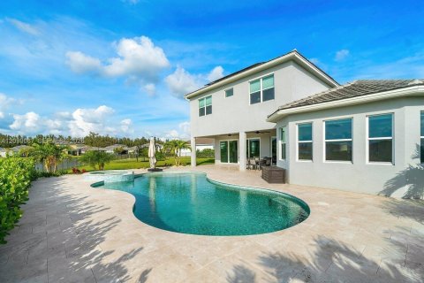 Villa ou maison à vendre à Loxahatchee Groves, Floride: 6 chambres, 379.23 m2 № 2407743 - photo 12