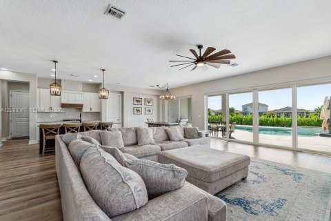 Villa ou maison à vendre à Loxahatchee Groves, Floride: 6 chambres, 379.23 m2 № 2407743 - photo 23
