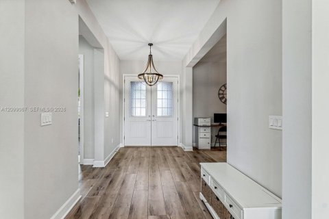 Villa ou maison à vendre à Loxahatchee Groves, Floride: 6 chambres, 379.23 m2 № 2407743 - photo 15