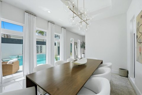 Casa en venta en Bradenton, Florida, 3 dormitorios, 354.89 m2 № 2344958 - foto 11