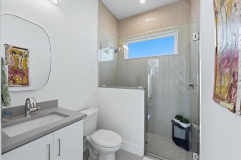 Casa en venta en Bradenton, Florida, 3 dormitorios, 354.89 m2 № 2344958 - foto 13