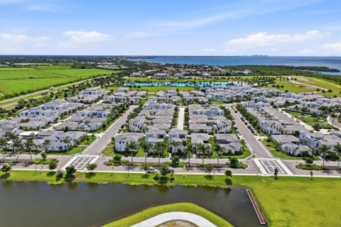 Casa en venta en Bradenton, Florida, 3 dormitorios, 354.89 m2 № 2344958 - foto 3