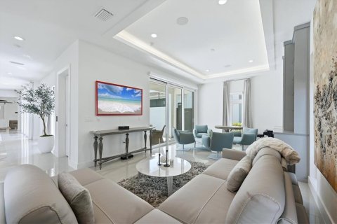 Casa en venta en Bradenton, Florida, 3 dormitorios, 354.89 m2 № 2344958 - foto 7