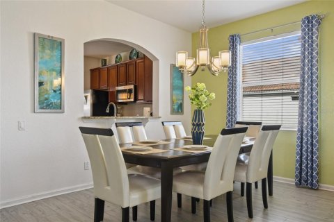 Villa ou maison à vendre à Kissimmee, Floride: 6 chambres, 261.24 m2 № 2296730 - photo 12