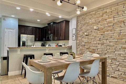 Adosado en venta en Davenport, Florida, 3 dormitorios, 151.62 m2 № 2211565 - foto 5