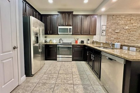 Adosado en venta en Davenport, Florida, 3 dormitorios, 151.62 m2 № 2211565 - foto 4