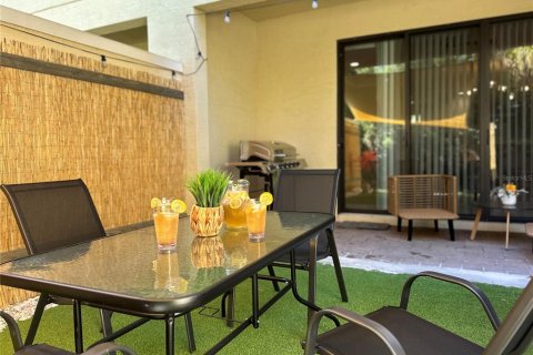 Adosado en venta en Davenport, Florida, 3 dormitorios, 151.62 m2 № 2211565 - foto 9