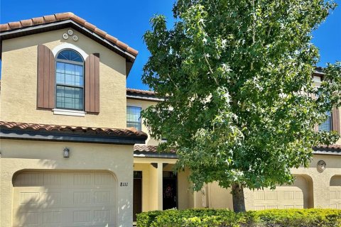 Townhouse in Davenport, Florida 3 bedrooms, 151.62 sq.m. № 2211565