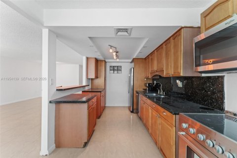 Купить кондоминиум в Авентура, Флорида 2 спальни, 145.39м2, № 2010063 - фото 11