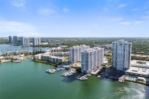 Купить кондоминиум в Авентура, Флорида 2 спальни, 145.39м2, № 2010063 - фото 29