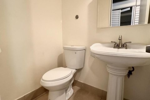 Купить кондоминиум в Дирфилд-Бич, Флорида 3 комнаты, 66.8м2, № 2146284 - фото 10