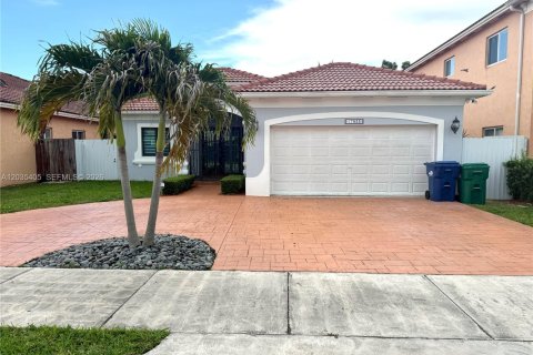 Villa ou maison à Miami, Floride 4 chambres, 124.49 m2 № 2084722
