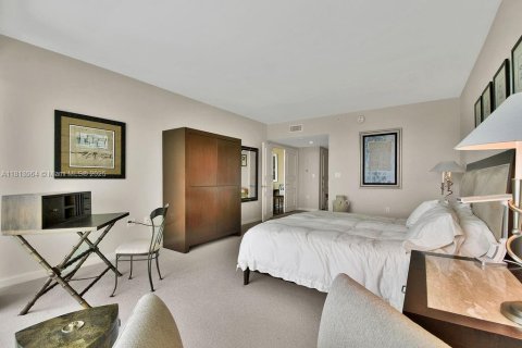 Condo in Aventura, Florida, 2 bedrooms  № 1874349 - photo 21